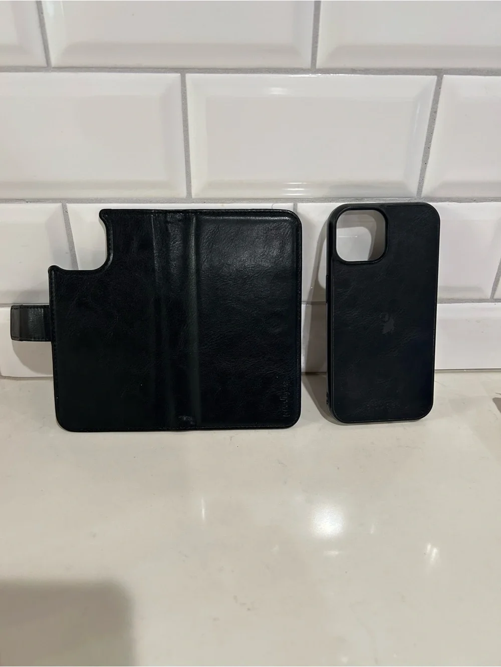 Prodigee iPhone 13 Wallet Case Black MagSafe